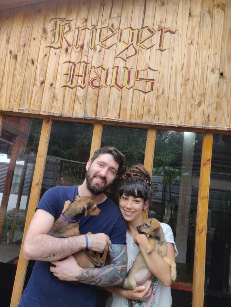 Krieger Haus Hostel Πουέρτο Ιγκουασού Εξωτερικό φωτογραφία