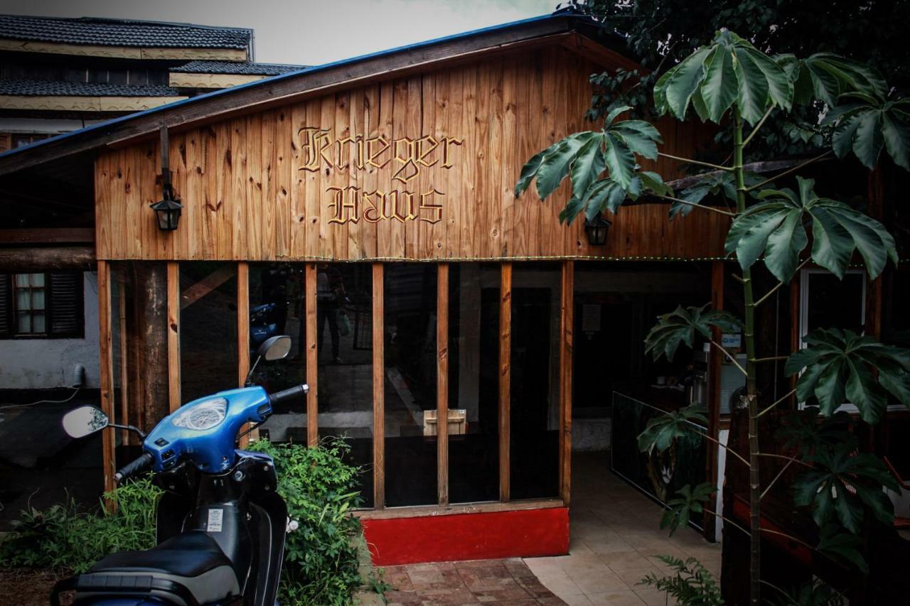 Krieger Haus Hostel Πουέρτο Ιγκουασού Εξωτερικό φωτογραφία