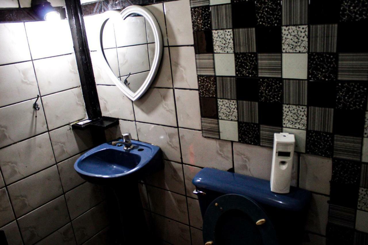 Krieger Haus Hostel Πουέρτο Ιγκουασού Δωμάτιο φωτογραφία